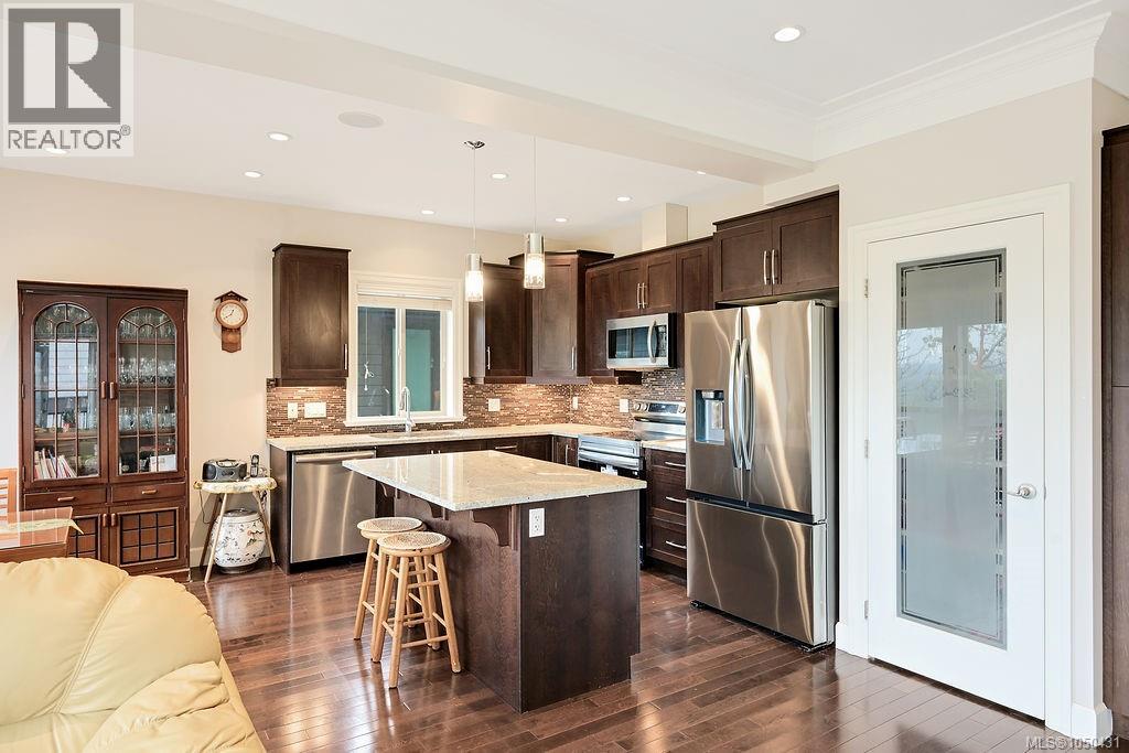 110 1177 Deerview Pl Property Photo 5