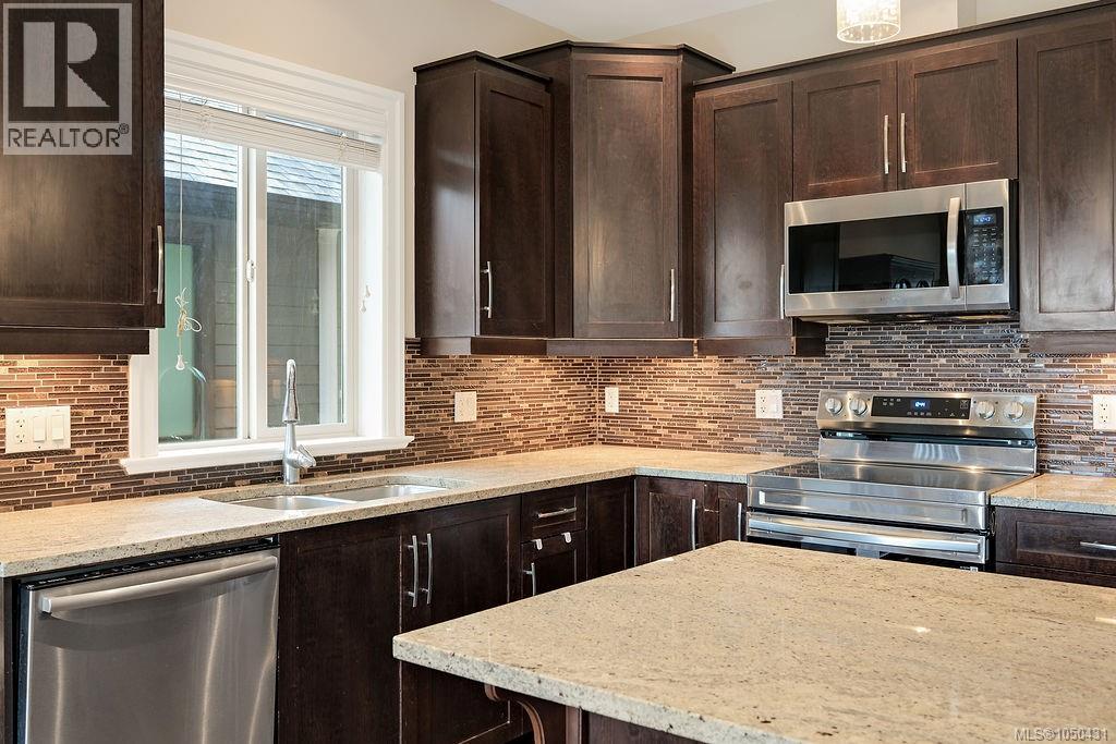 110 1177 Deerview Pl Property Photo 9