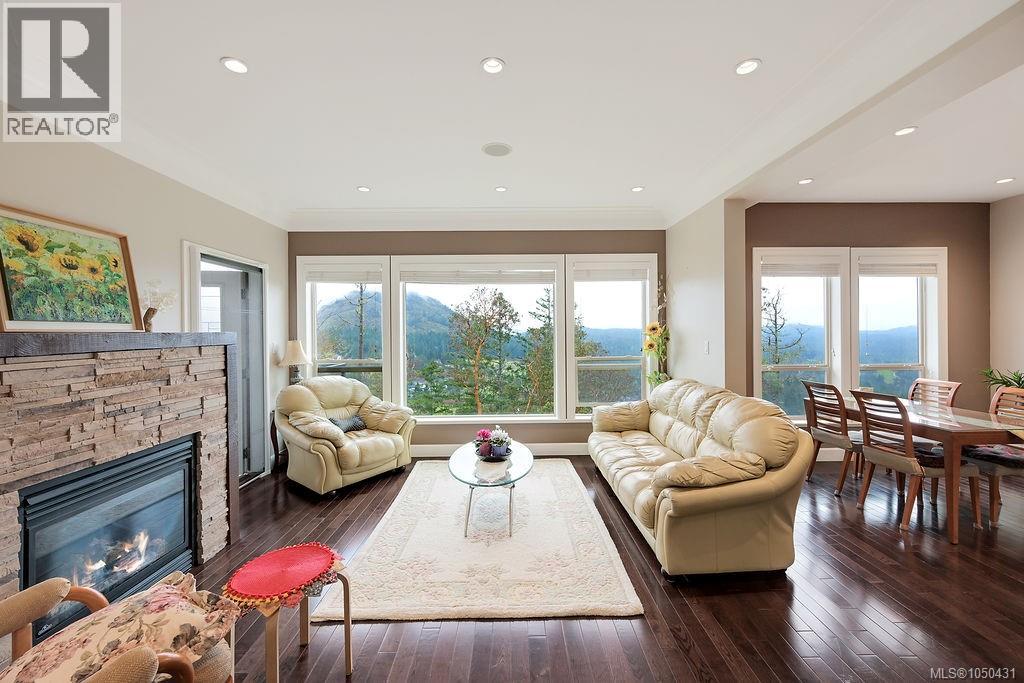 110 1177 Deerview Pl Property Photo 10