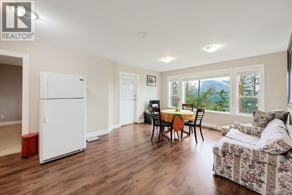 110 1177 Deerview Pl Property Photo 42