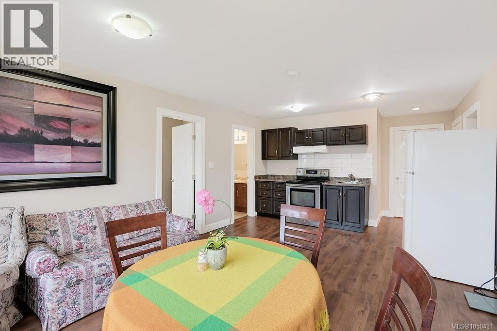 110 1177 Deerview Pl Property Photo 44