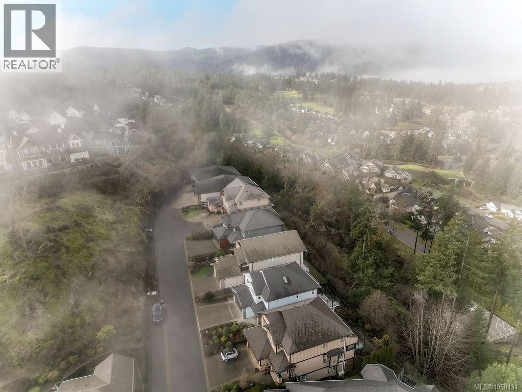 110 1177 Deerview Pl Property Photo 66