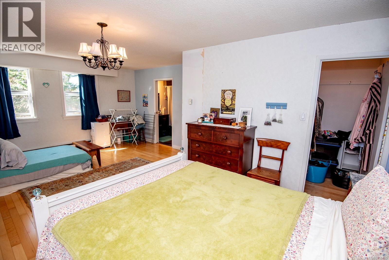 13 3060 Harriet Rd Property Photo 16