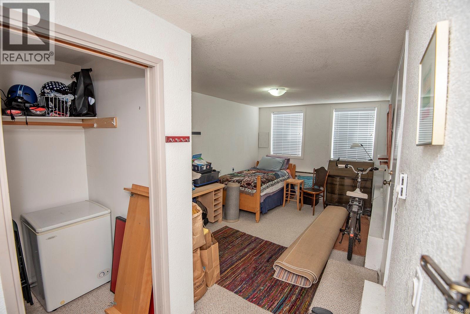 13 3060 Harriet Rd Property Photo 25