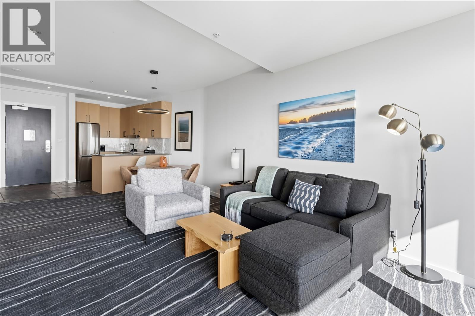 315 596 Marine Dr Property Photo 17