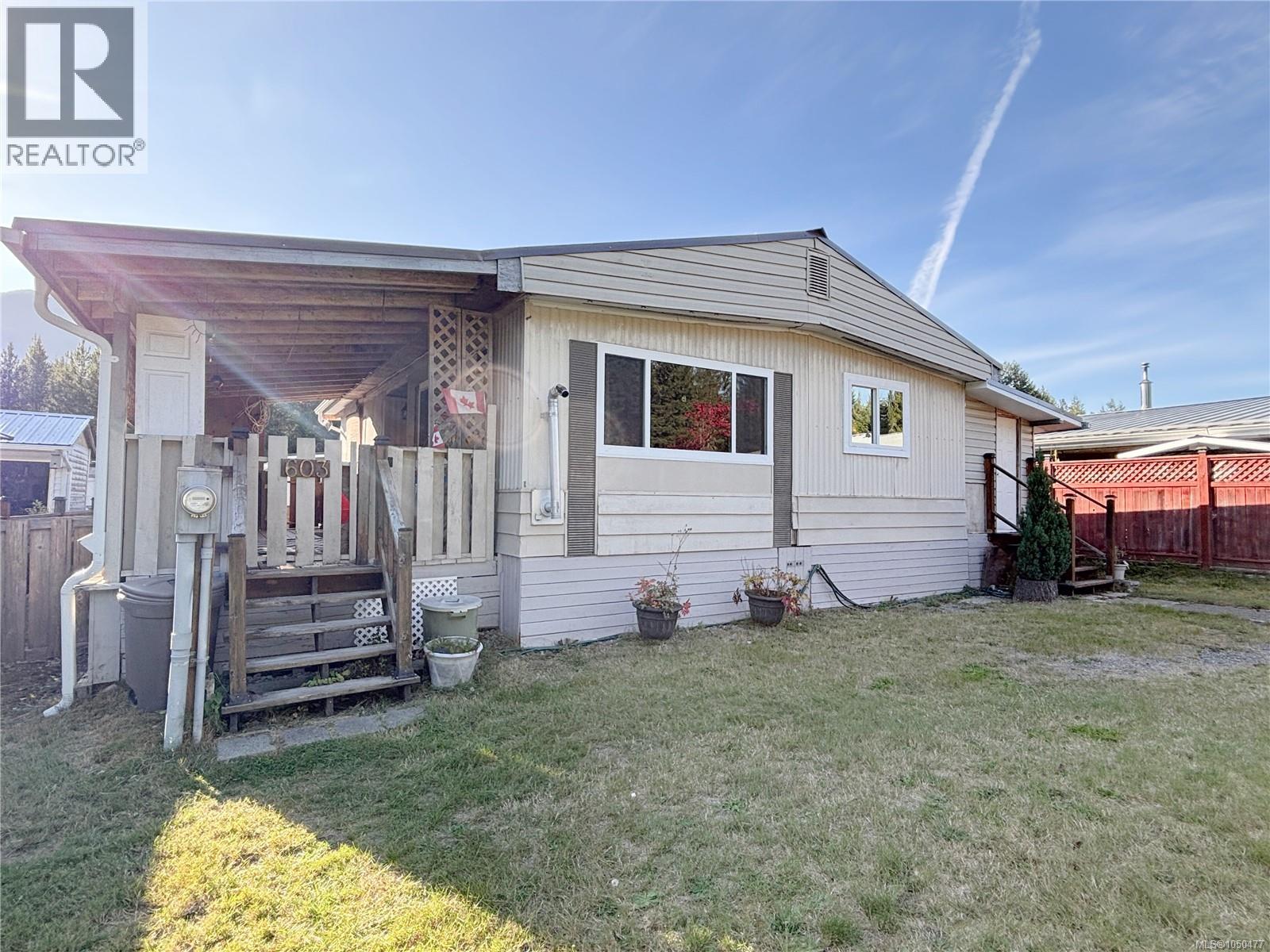 603 Conuma Dr Property Photo 1