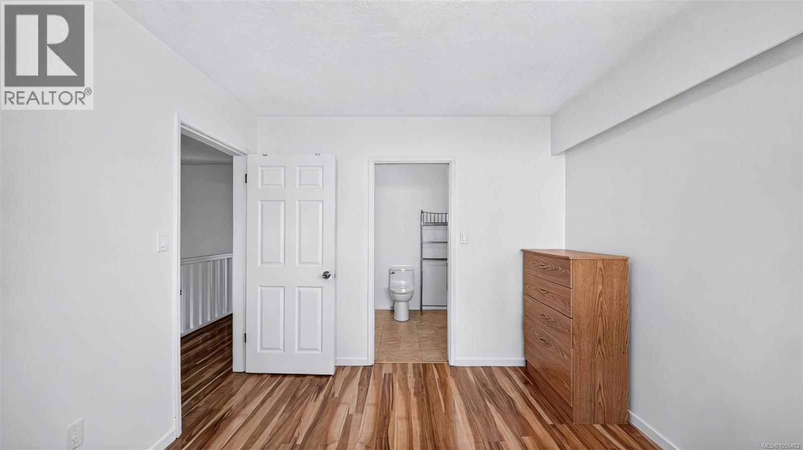 1857 Hillcrest Ave Property Photo 36