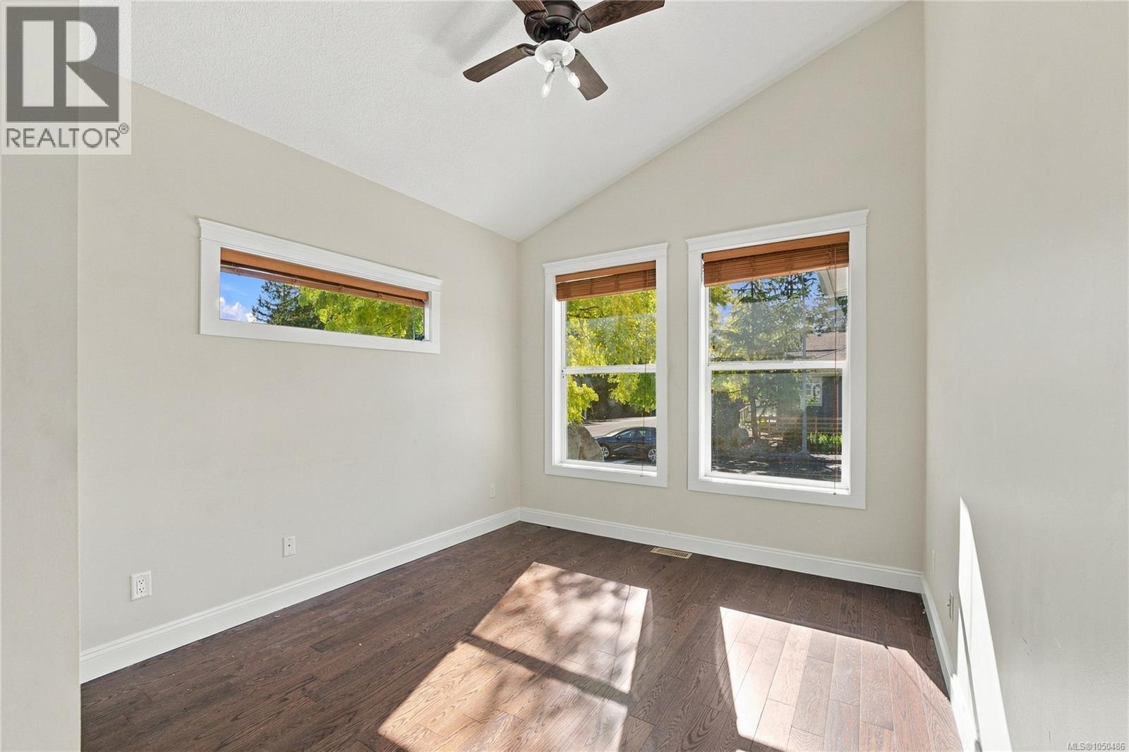 3490 Monterey Dr Property Photo 14