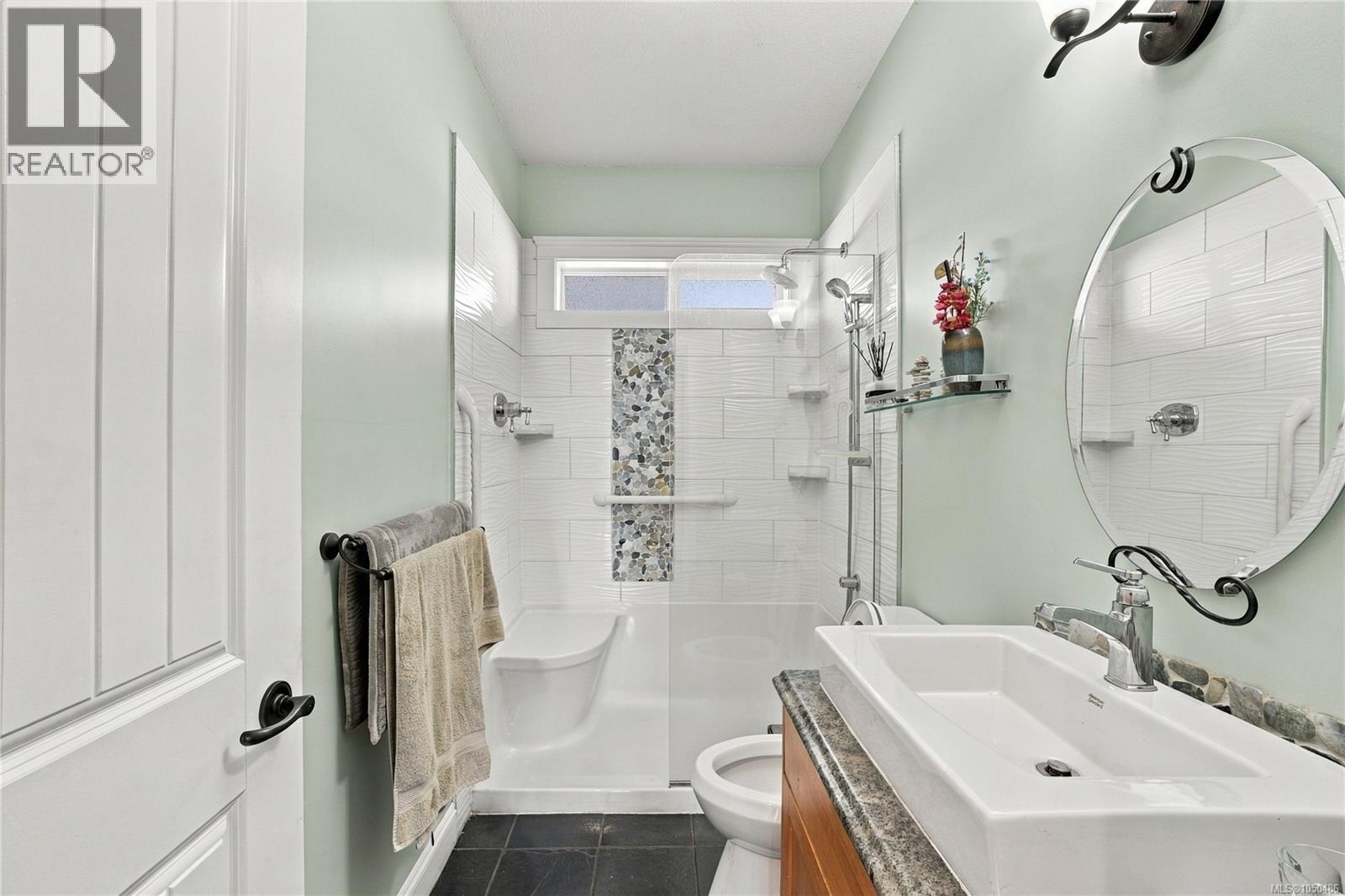 3490 Monterey Dr Property Photo 15