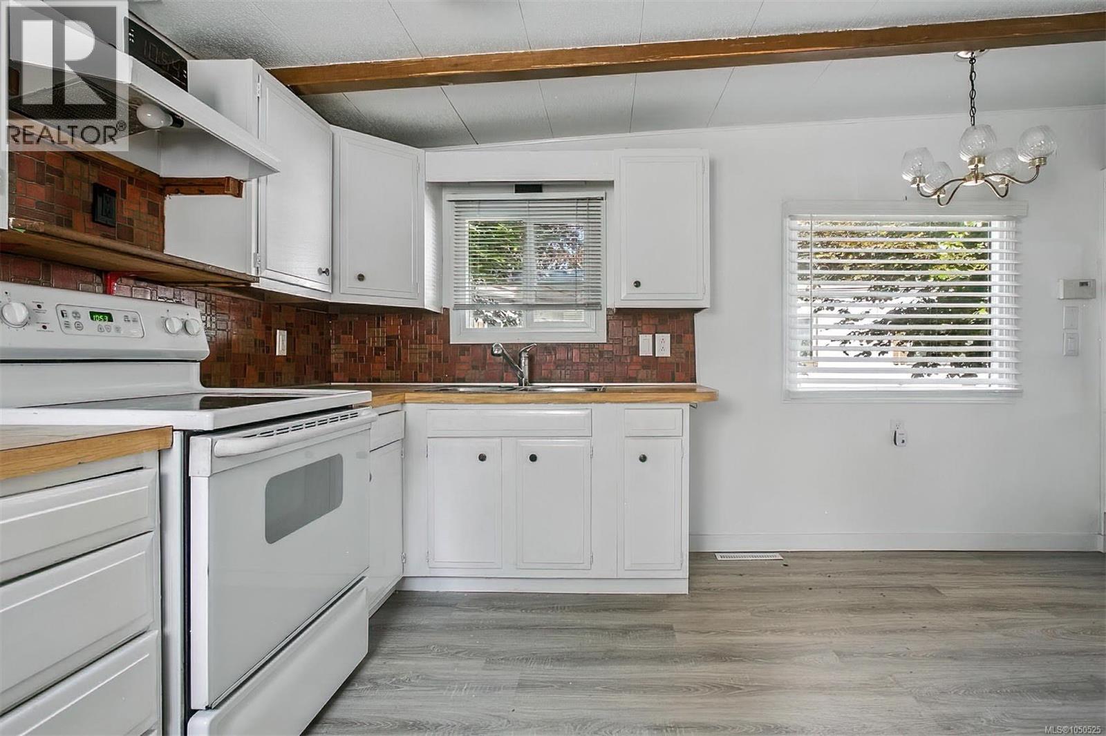 57 2780 Spencer Rd Property Photo 15