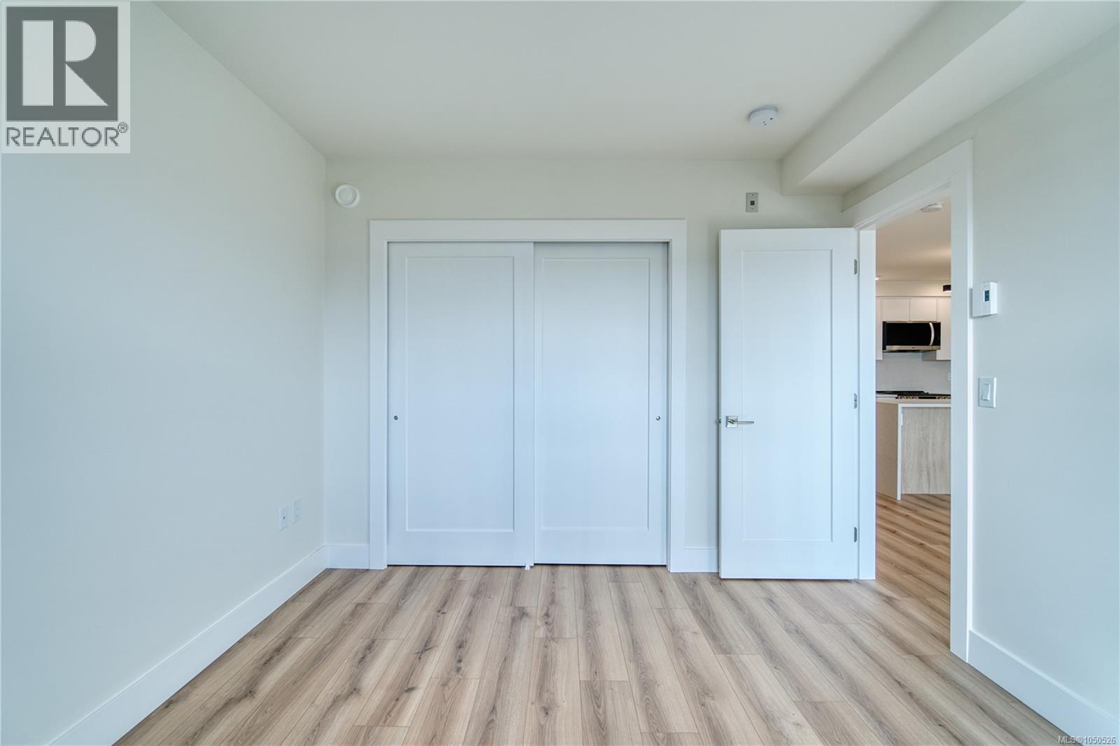 404 45 Haliburton St Property Photo 29