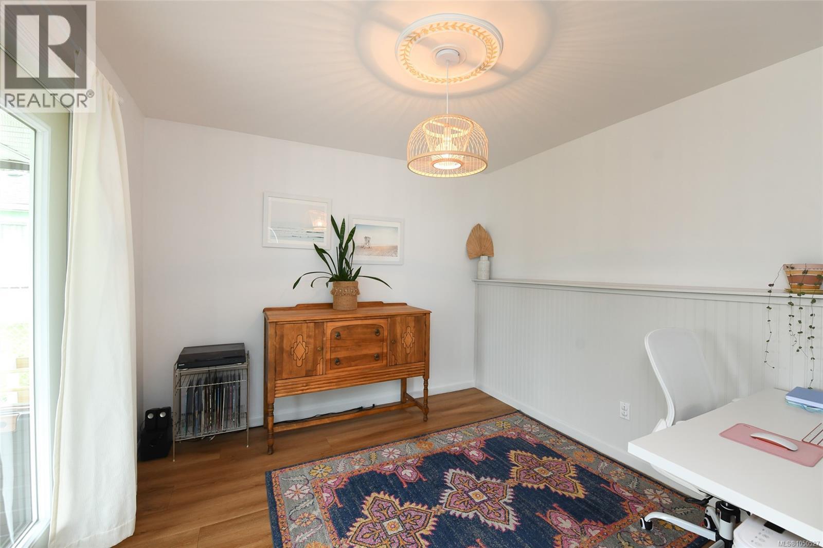 656 14th St Property Photo 16