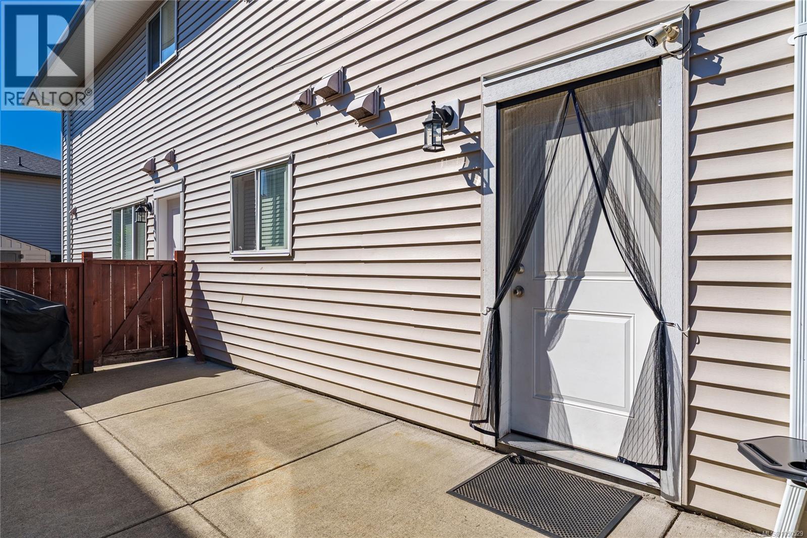 611 Sandy Crt Property Photo 37