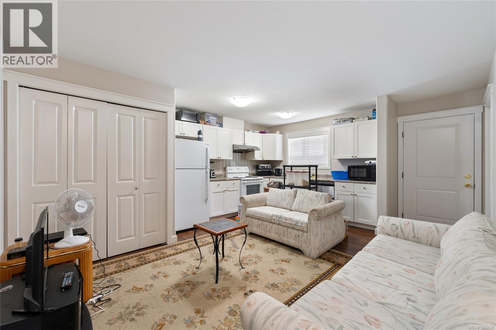 611 Sandy Crt Property Photo 50