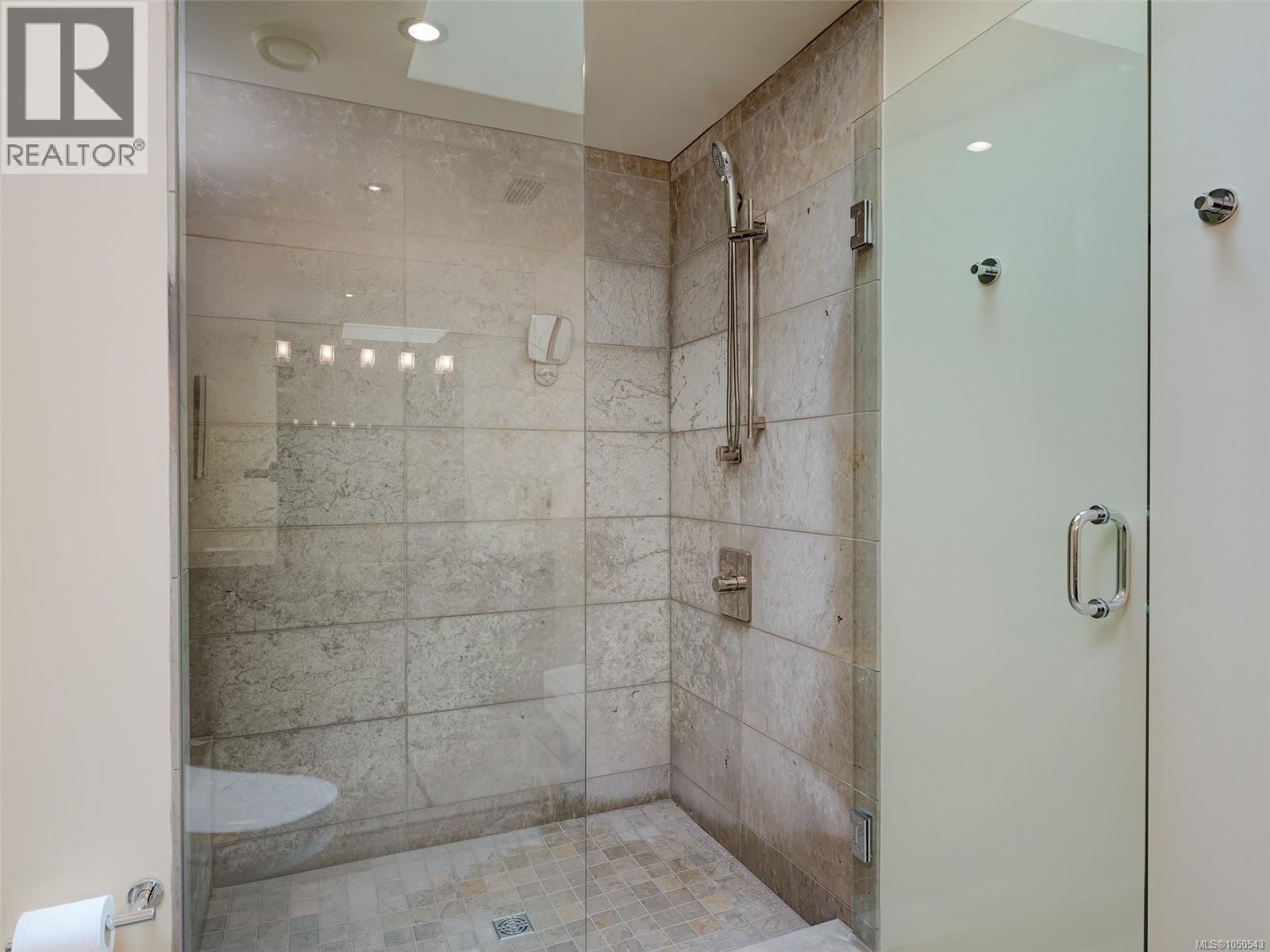 924 21 Dallas Rd Property Photo 33