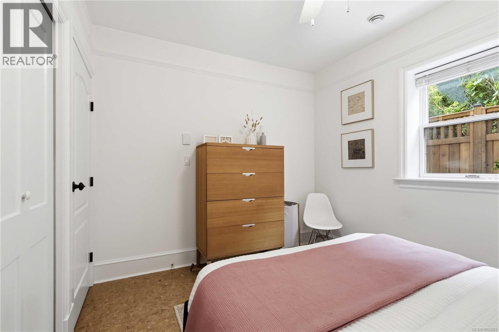 4 1353 Grant St Property Photo 16