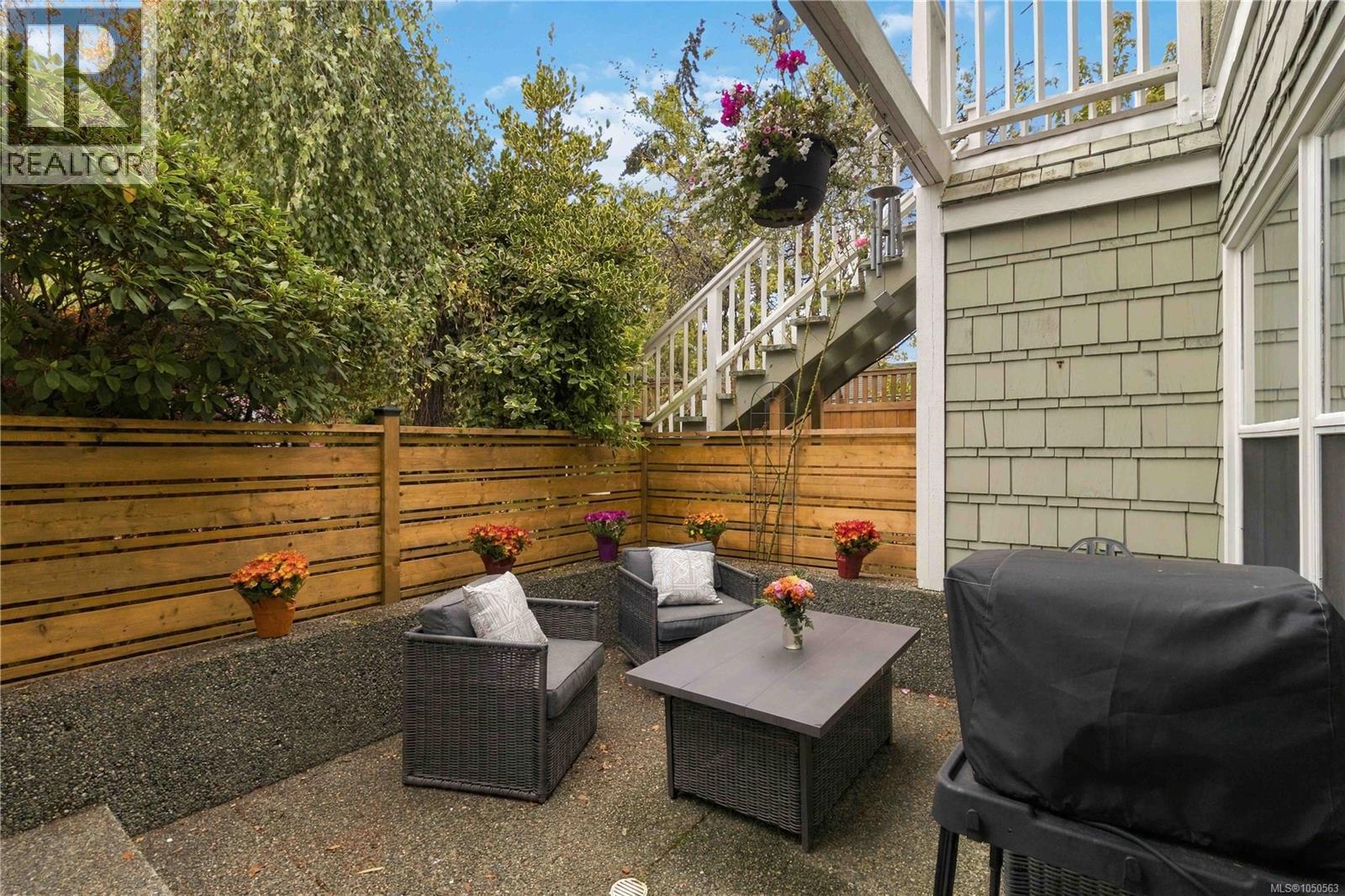 4 1353 Grant St Property Photo 25