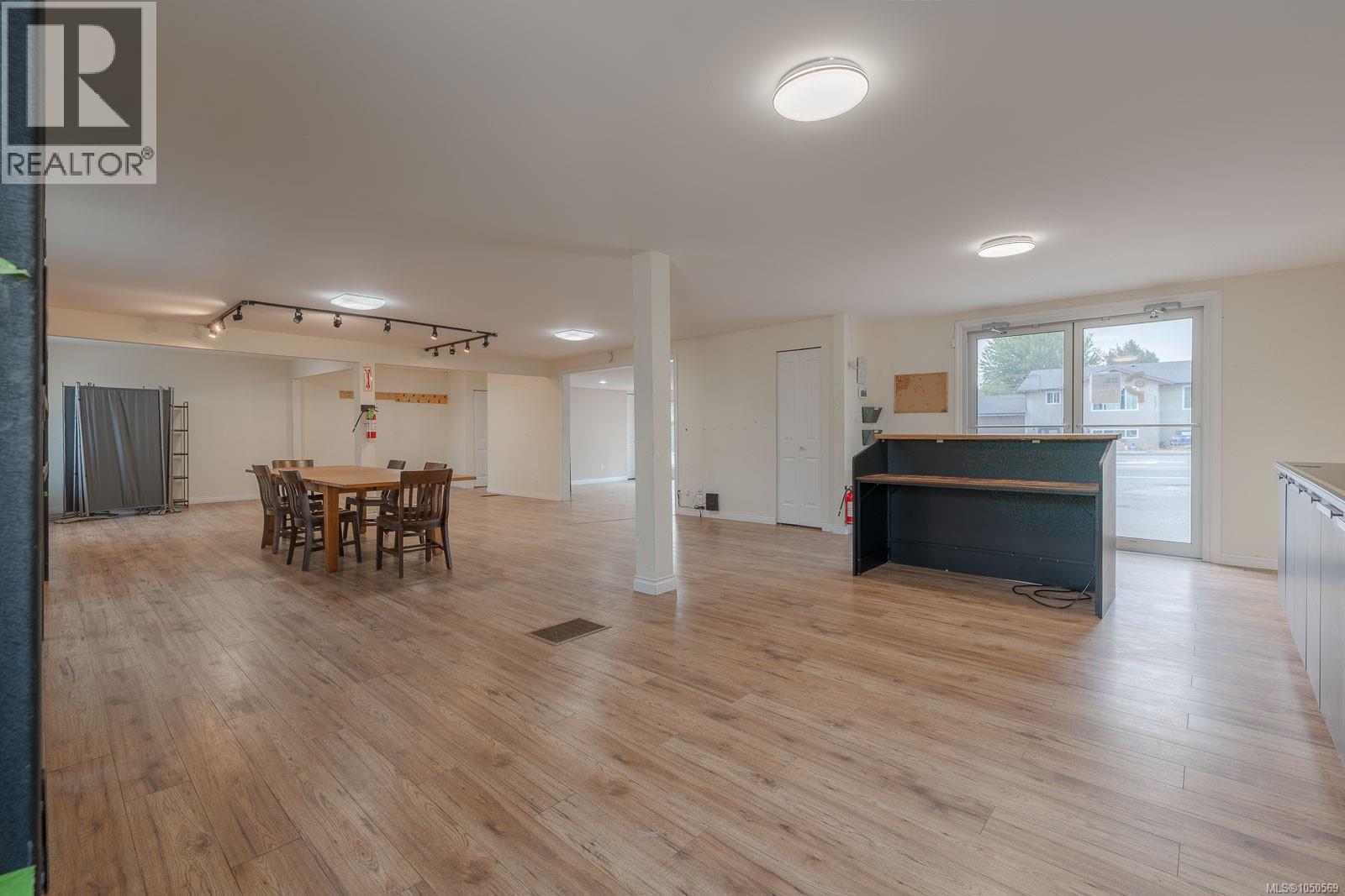 1622 Northfield Rd Property Photo 11