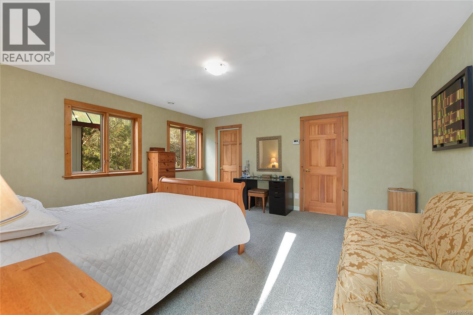 4836 Spring Rd Property Photo 18
