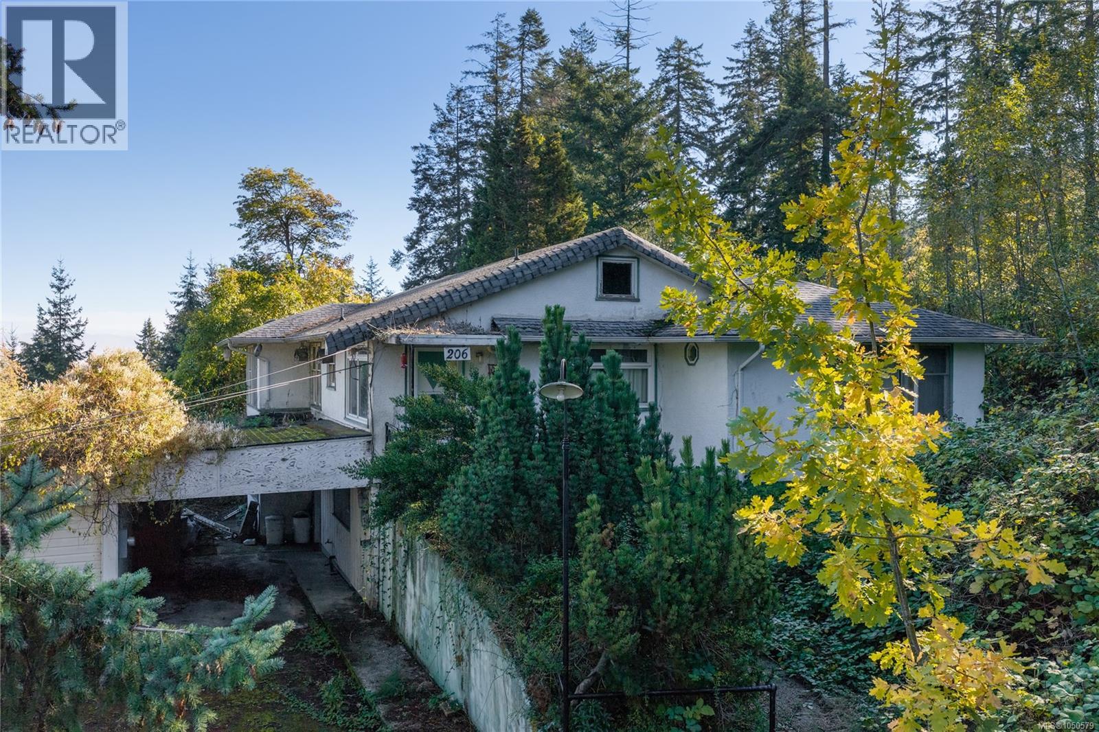 206 King Rd Property Photo 8