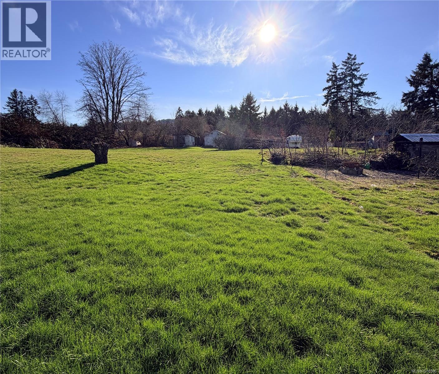 7261 Lantzville Rd Property Photo 6