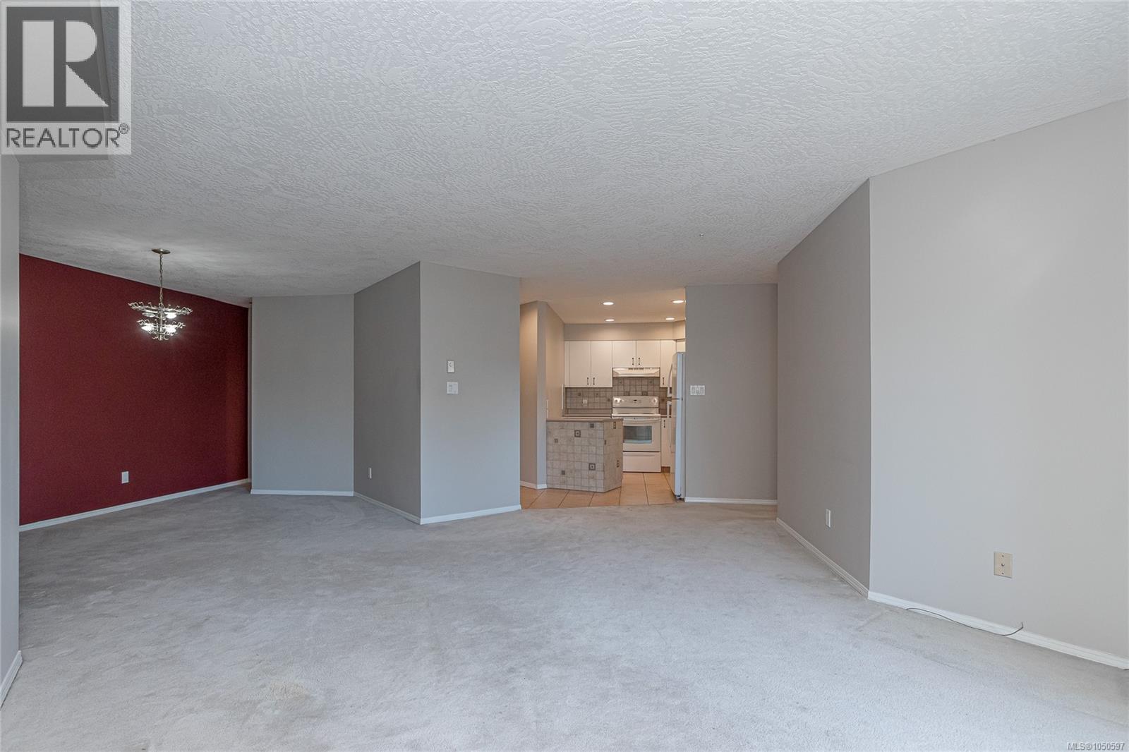 204 300 Bundock Ave Property Photo 13