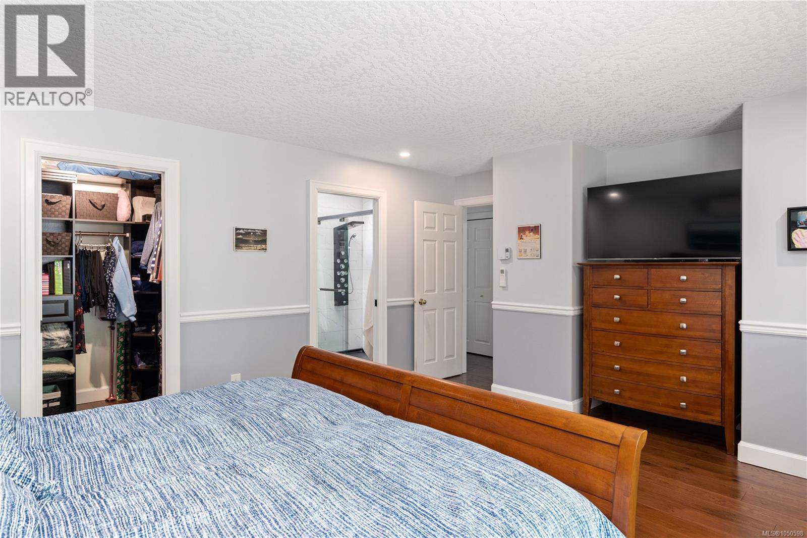 222 Ashley Pl Property Photo 16