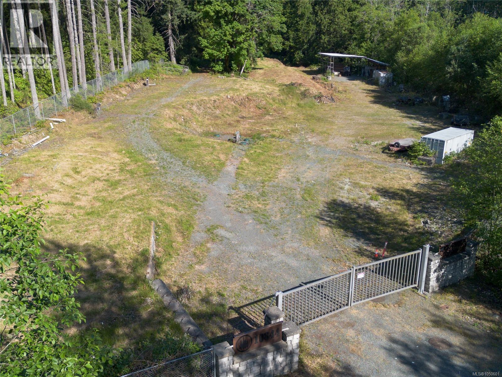 10844 Westdowne Rd Property Photo 6