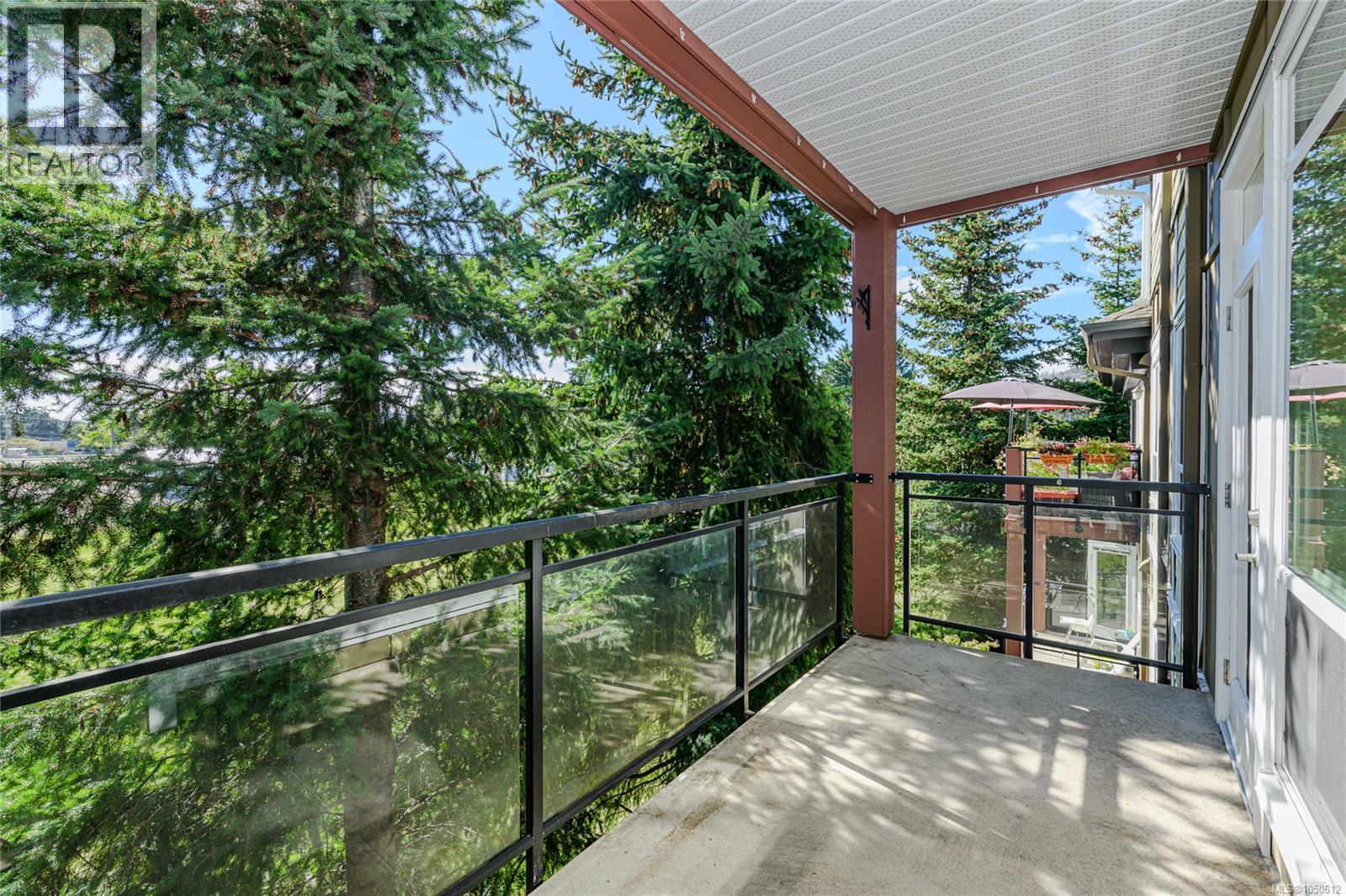 317 2710 Jacklin Rd Property Photo 10