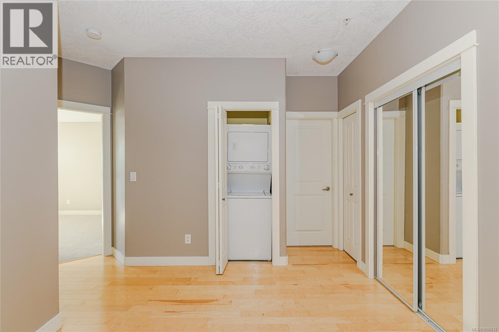 317 2710 Jacklin Rd Property Photo 21