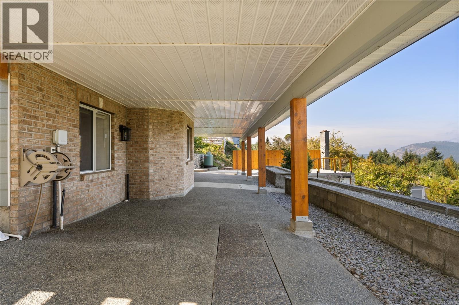 8108 Southwind Dr Property Photo 49
