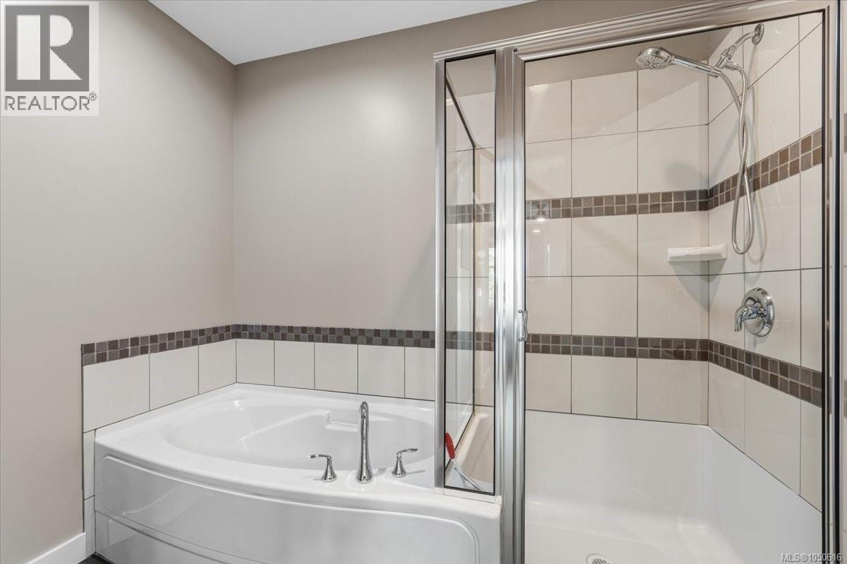 6158 Arlin Pl Property Photo 13