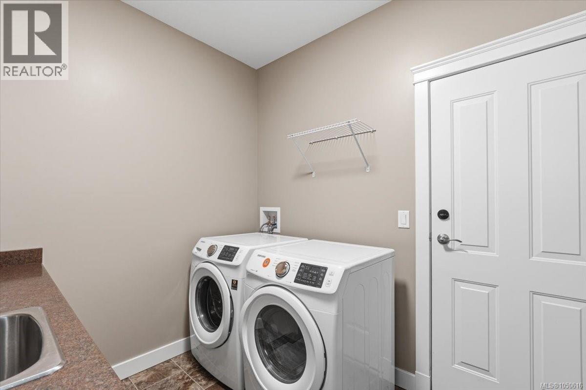 6158 Arlin Pl Property Photo 23