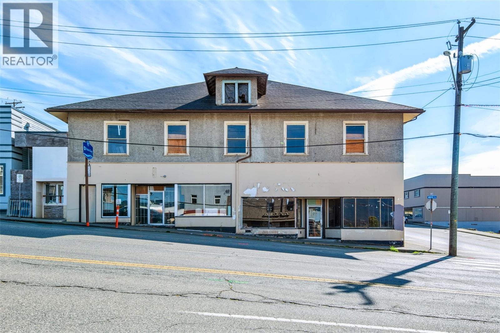 5036 Argyle St Property Photo 1