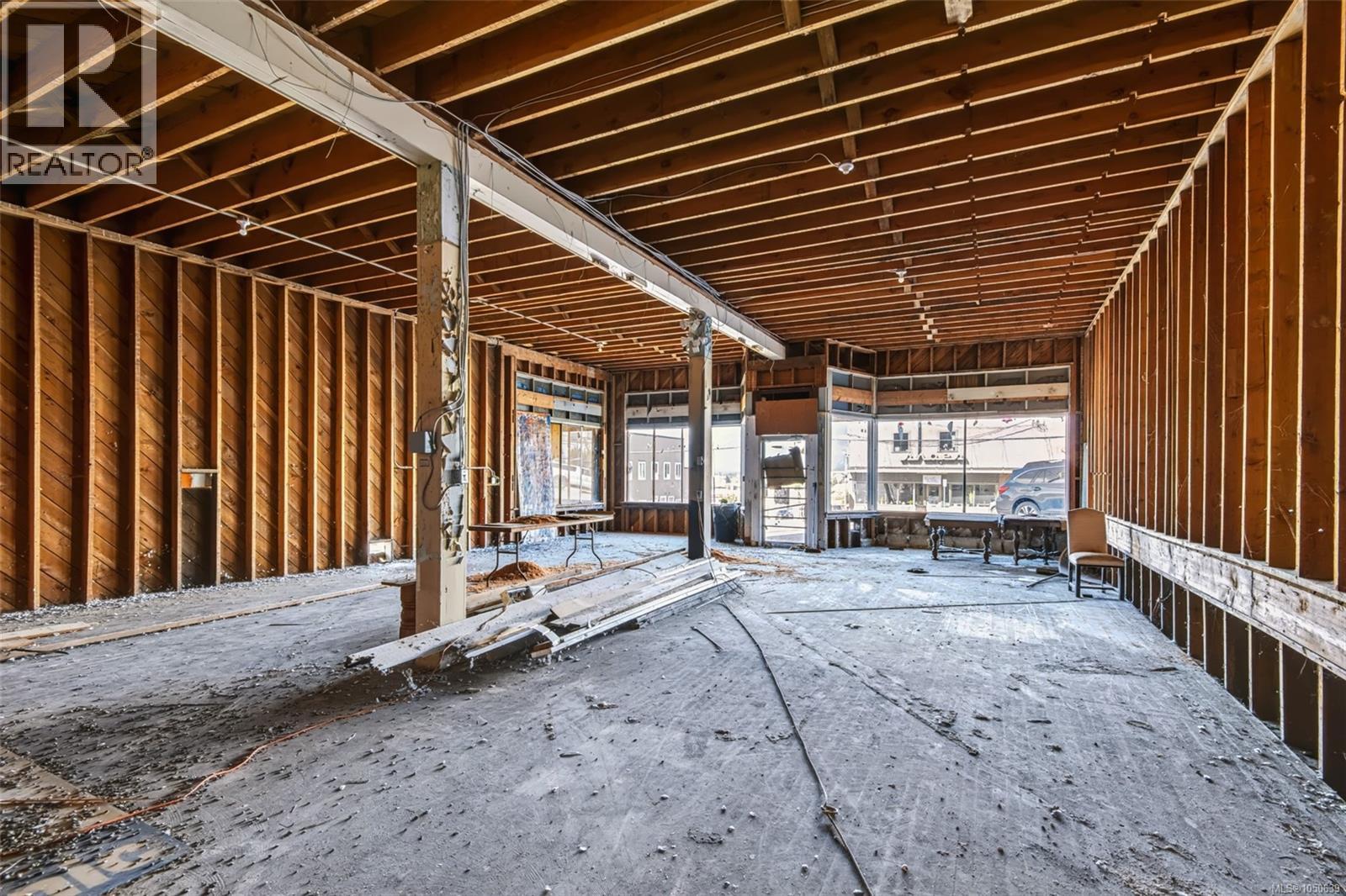 5036 Argyle St Property Photo 7