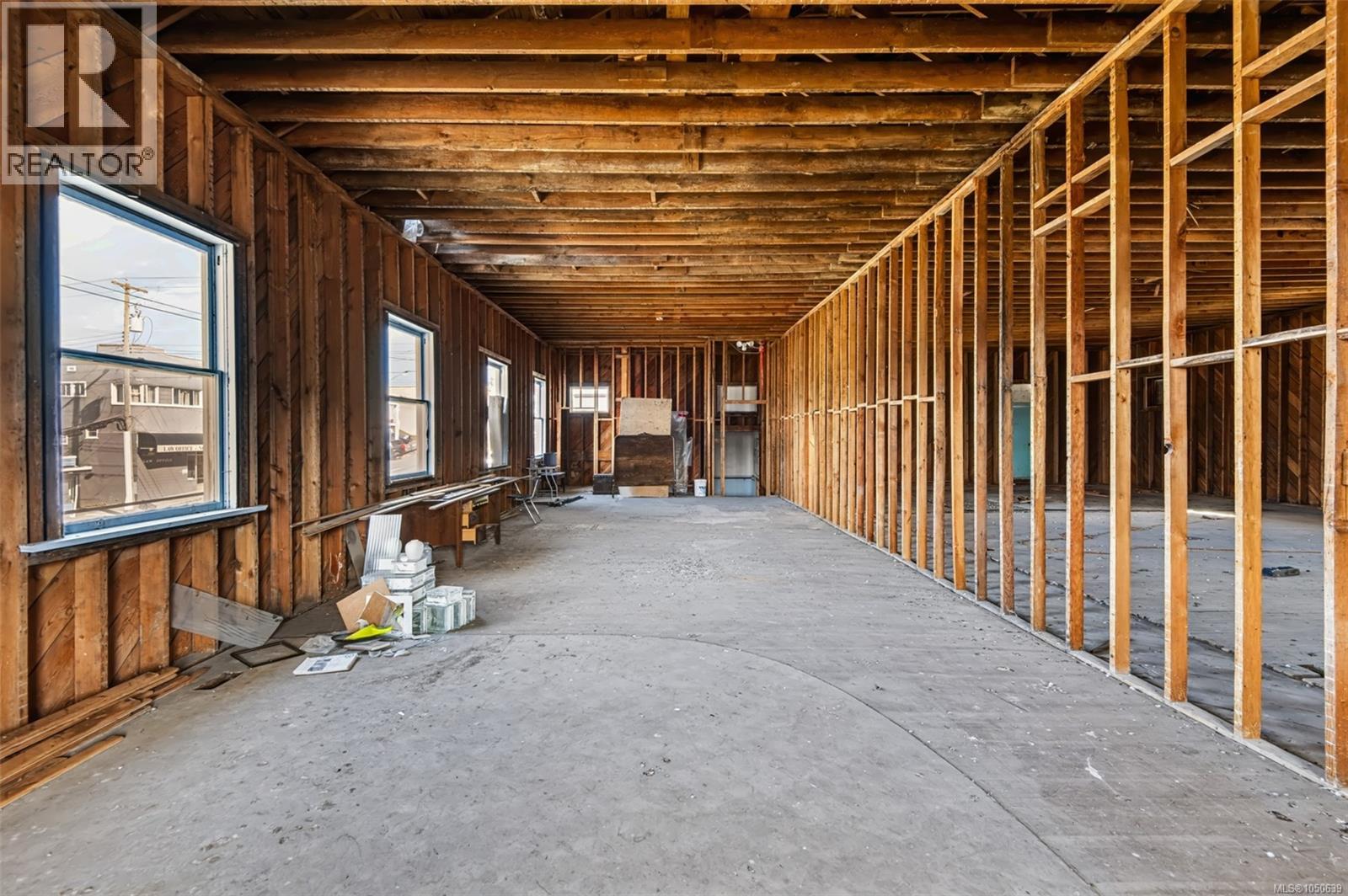 5036 Argyle St Property Photo 38