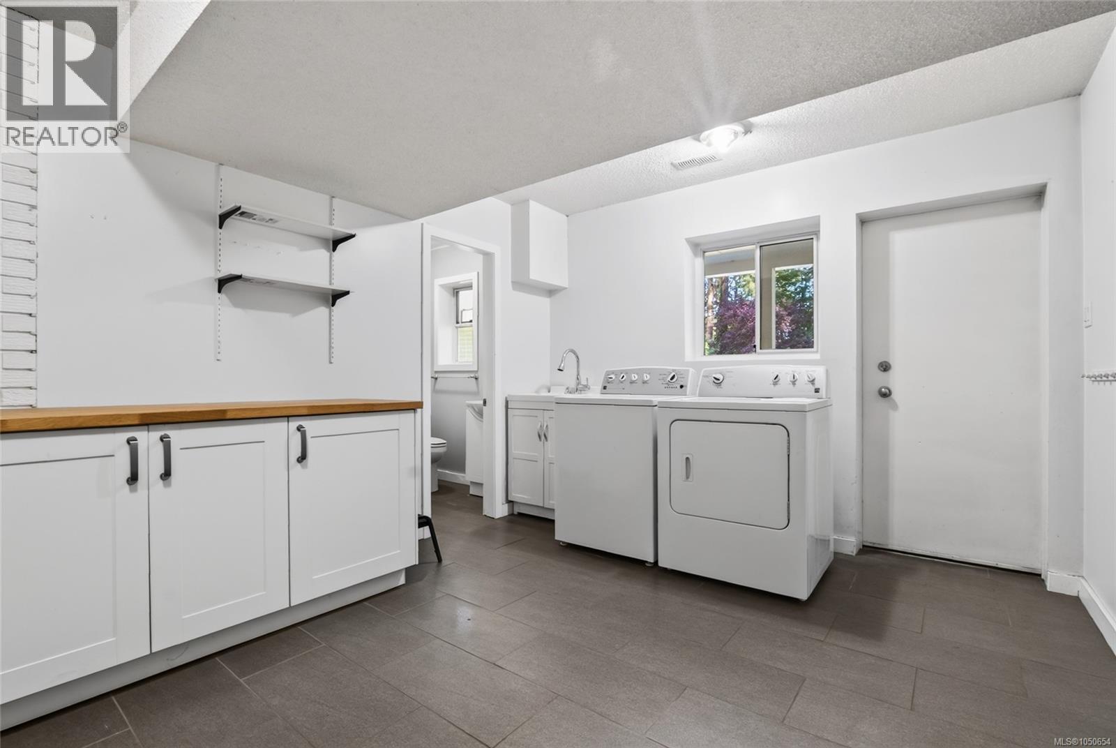6213 Lakes Rd Property Photo 42