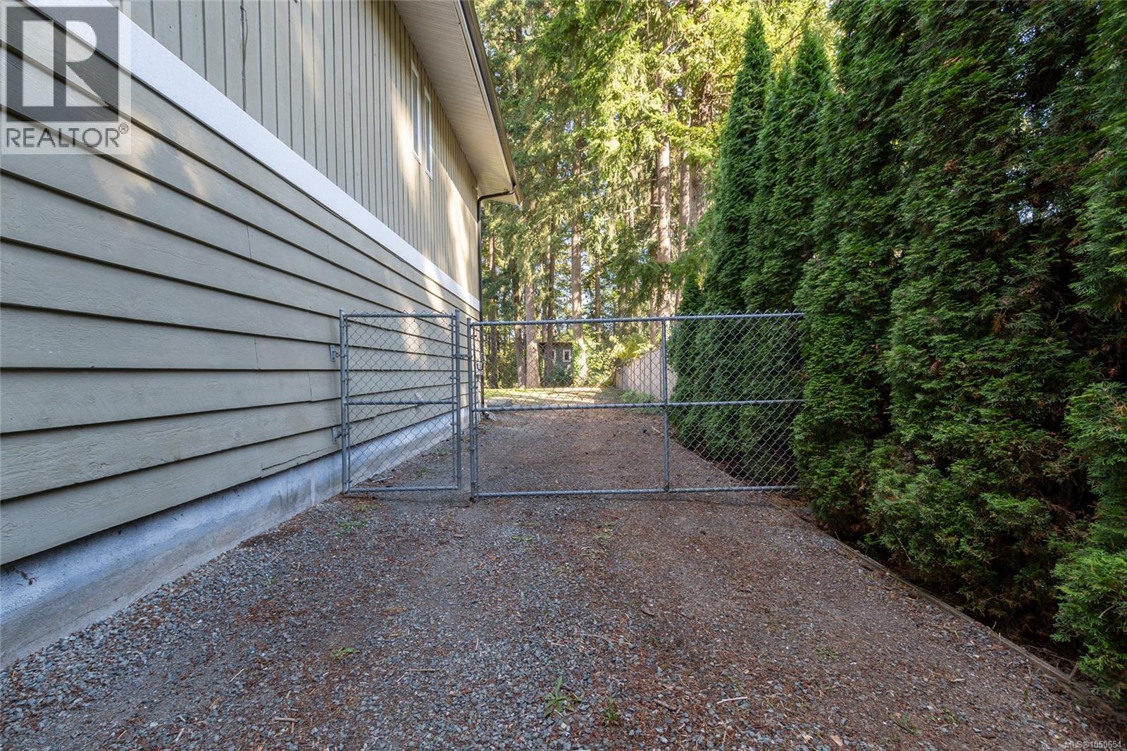 6213 Lakes Rd Property Photo 45