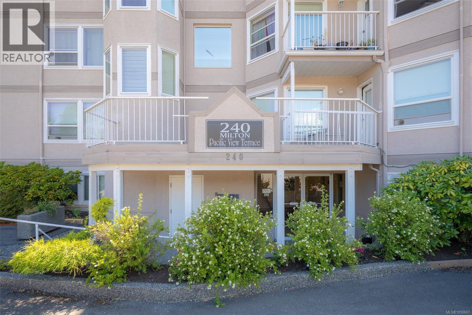 305 240 Milton St Property Photo 4