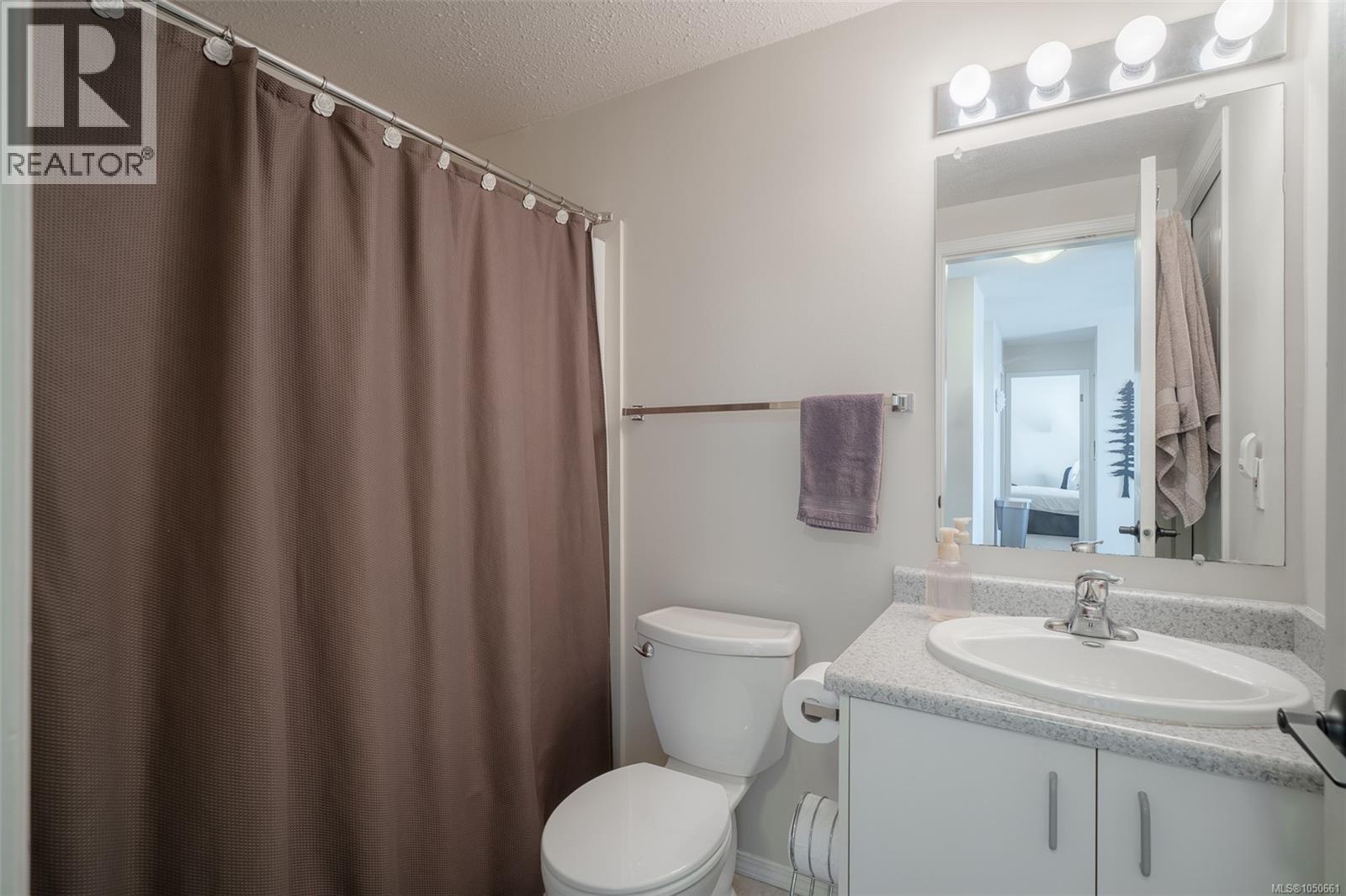 305 240 Milton St Property Photo 15
