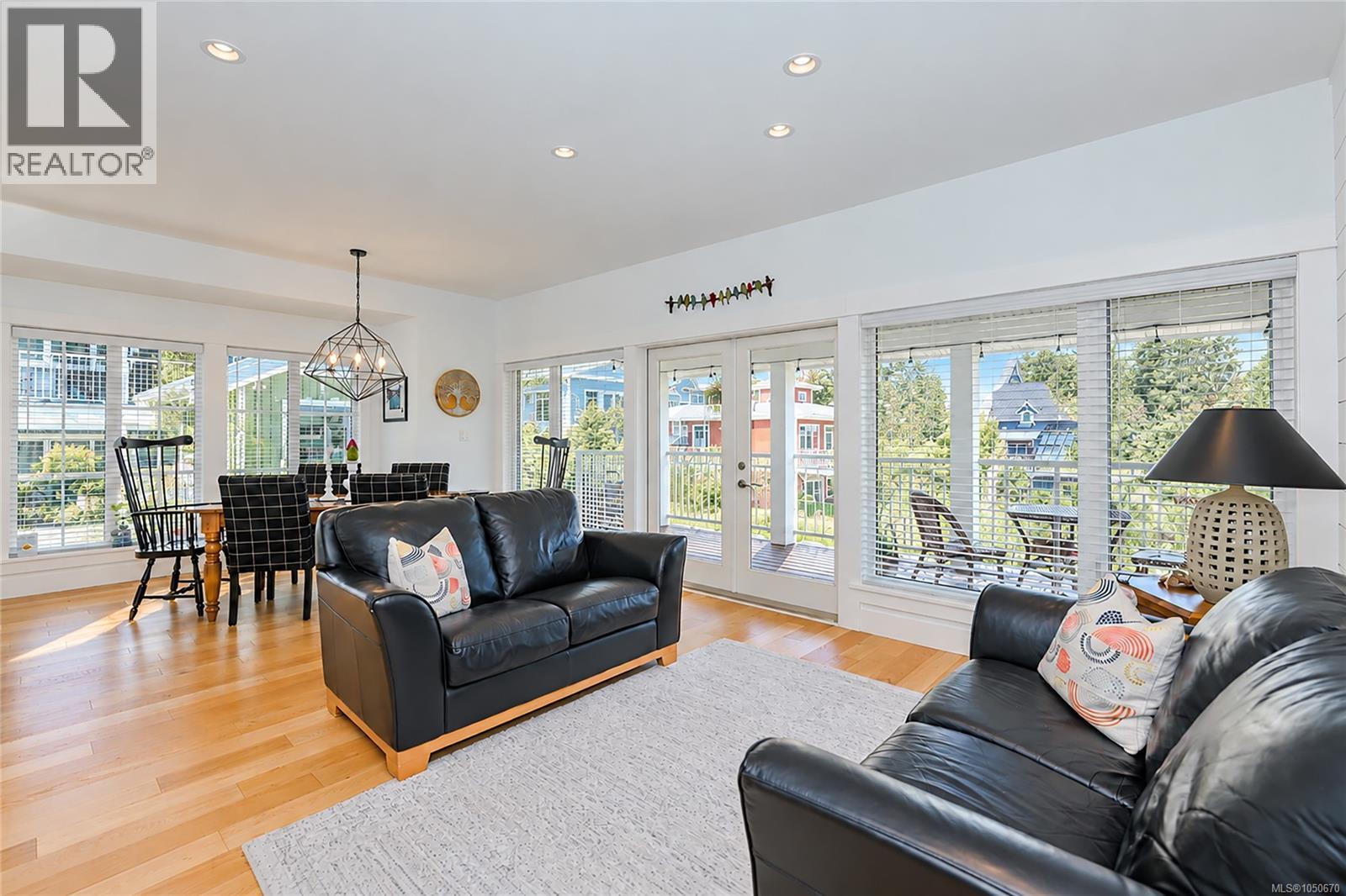 200 Marina Way Property Photo 2