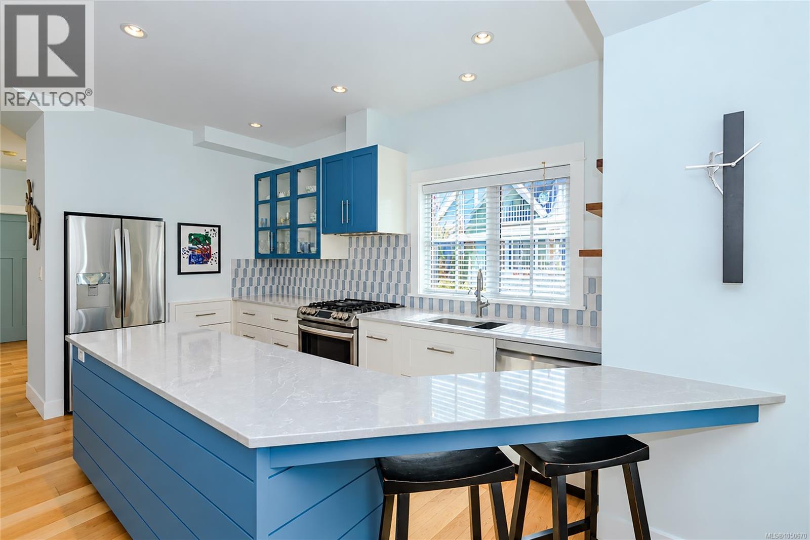 200 Marina Way Property Photo 5