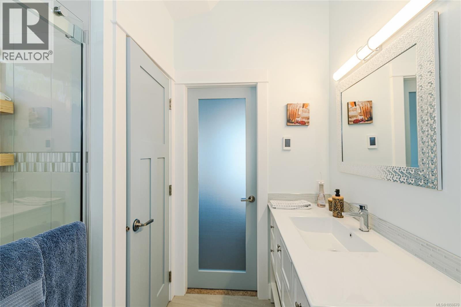 200 Marina Way Property Photo 12