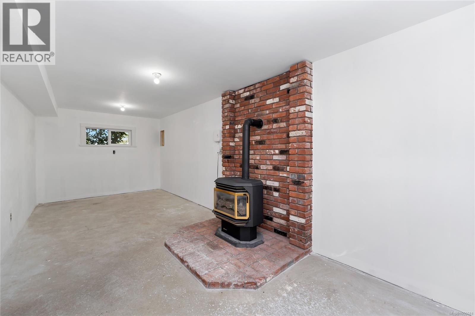 553 Acland Ave Property Photo 30
