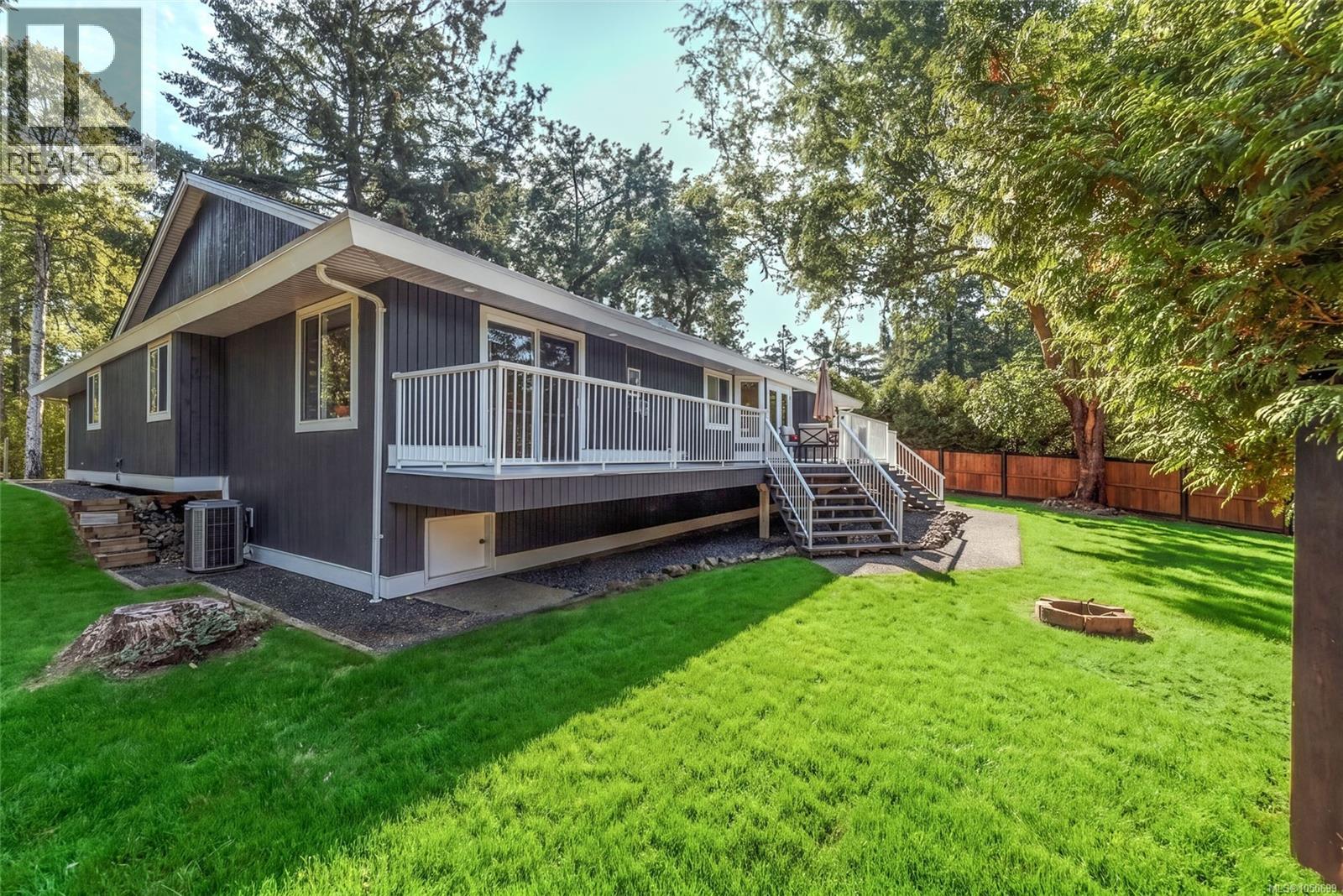 3361 Redden Rd Property Photo 14