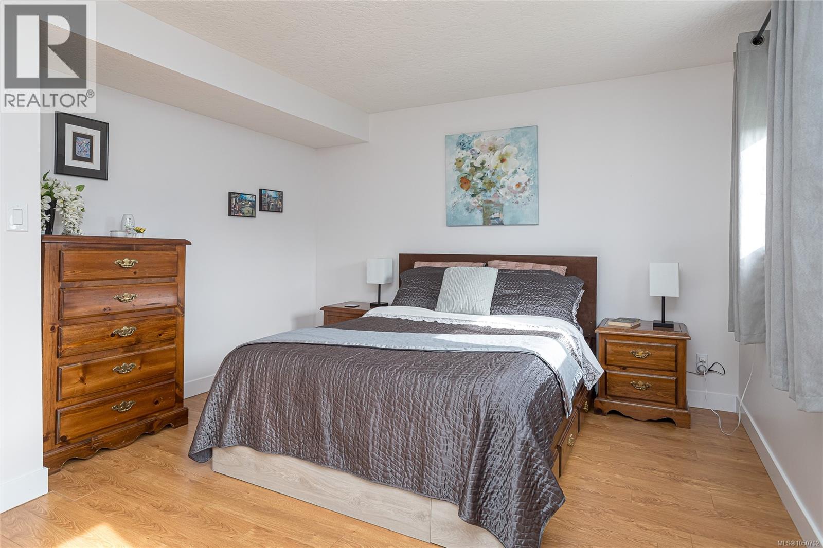 3155 Earl Grey St Property Photo 15
