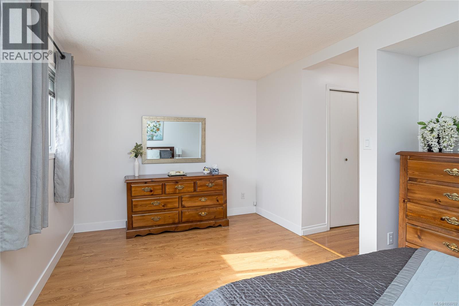 3155 Earl Grey St Property Photo 16