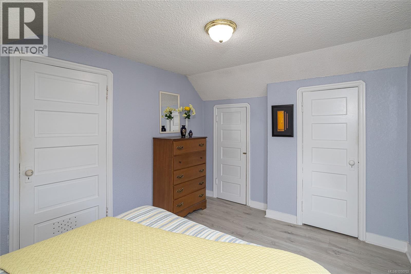 3155 Earl Grey St Property Photo 20
