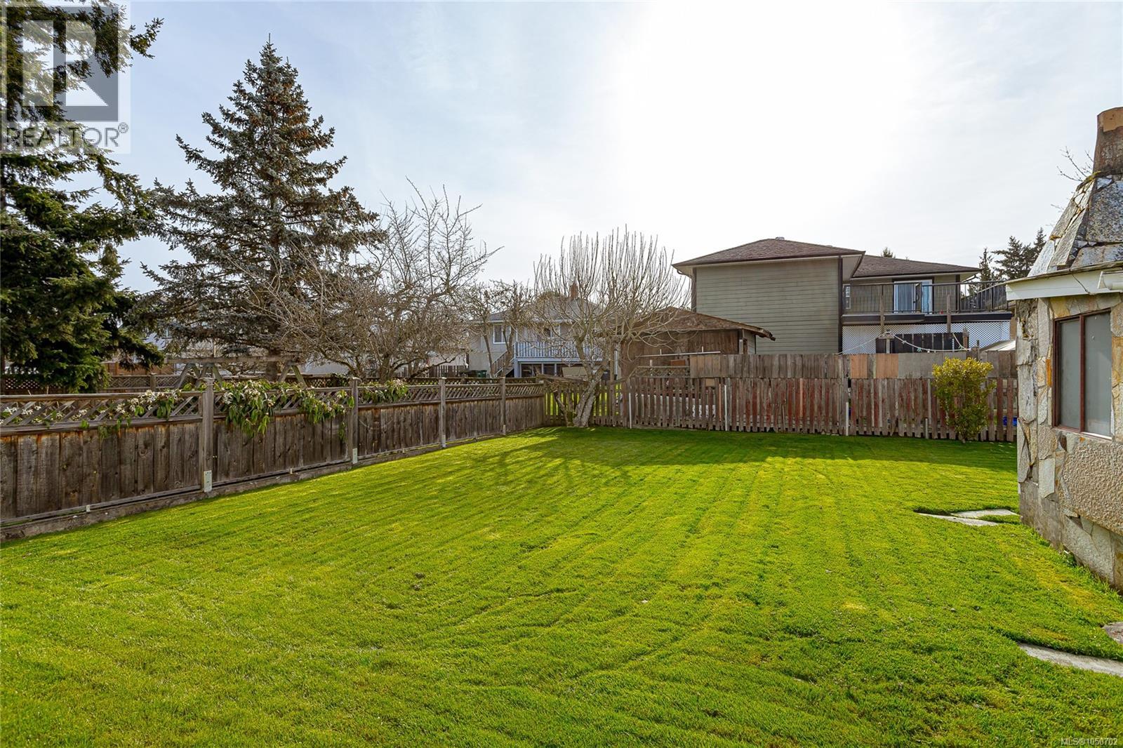 3155 Earl Grey St Property Photo 36