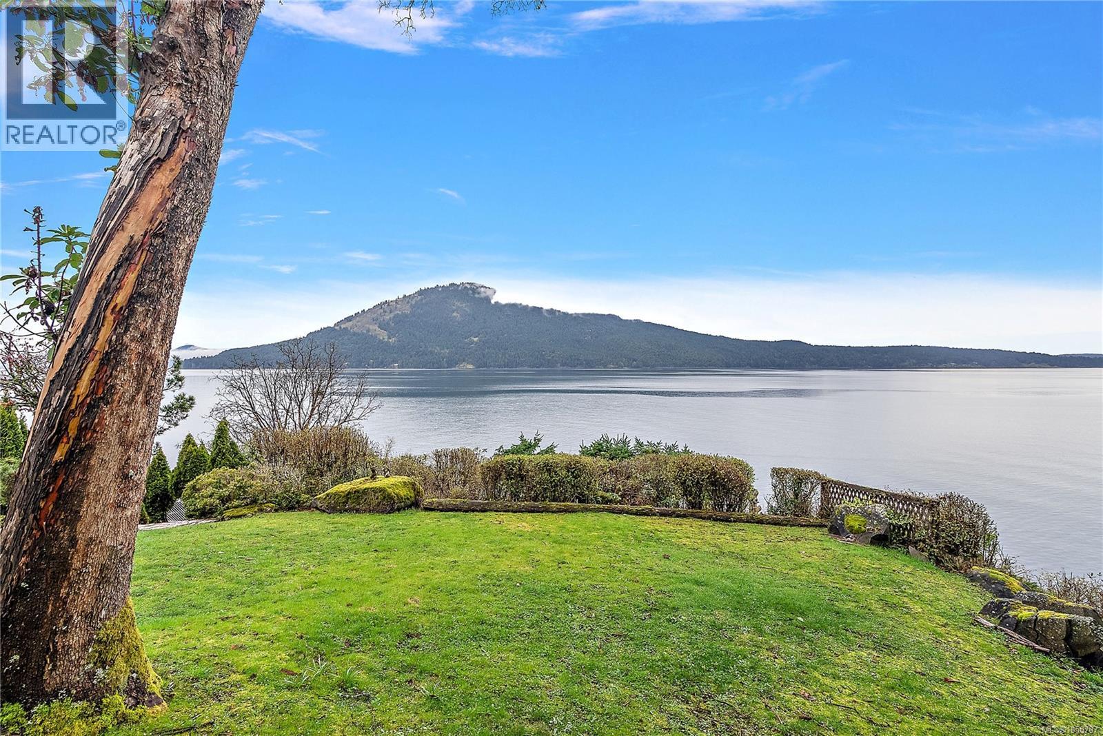 976 Lands End Rd Property Photo 23
